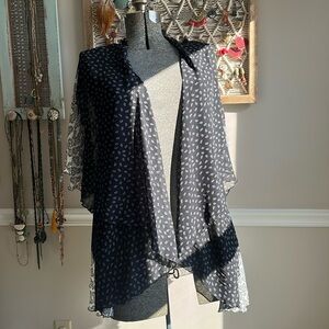 Paisley shawl | black & white | OS